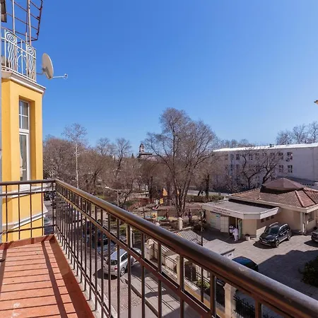 за гости крум Hostel *