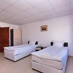 за гости крум Hostel Burgas City