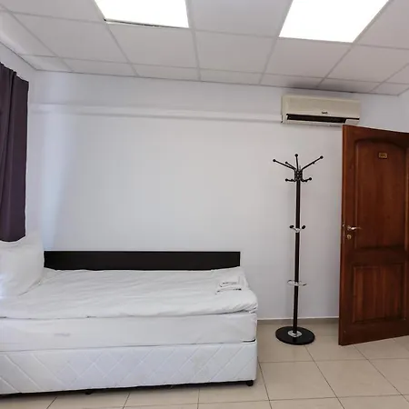за гости крум Hostel Burgas City